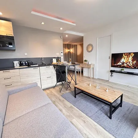 L'ecrin Urbain Chic Et Lumineux Avec Balcon Реймс